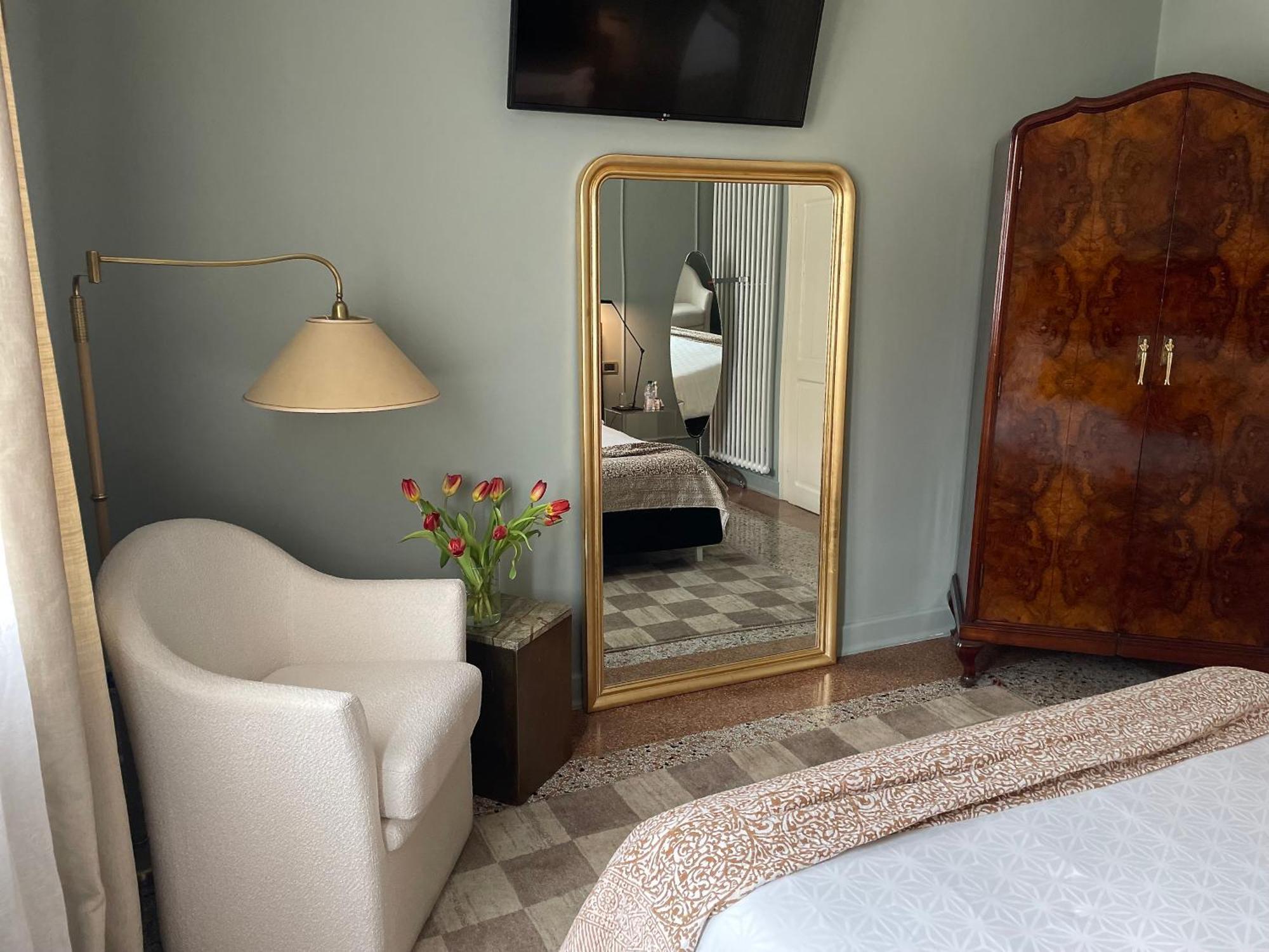B&B Colombo By Addler House Ospitality Mestre Bagian luar foto