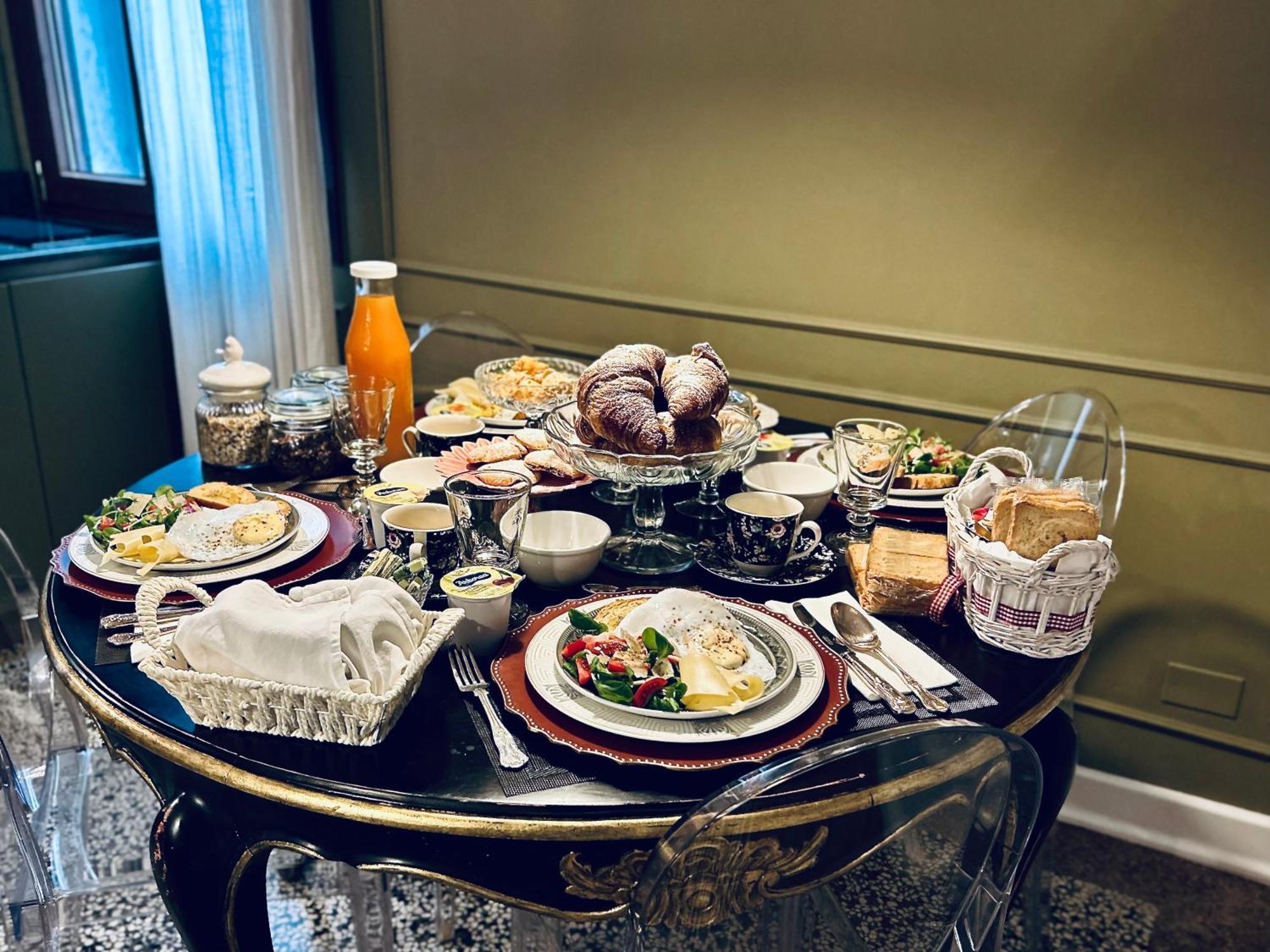 B&B Colombo By Addler House Ospitality Mestre Bagian luar foto